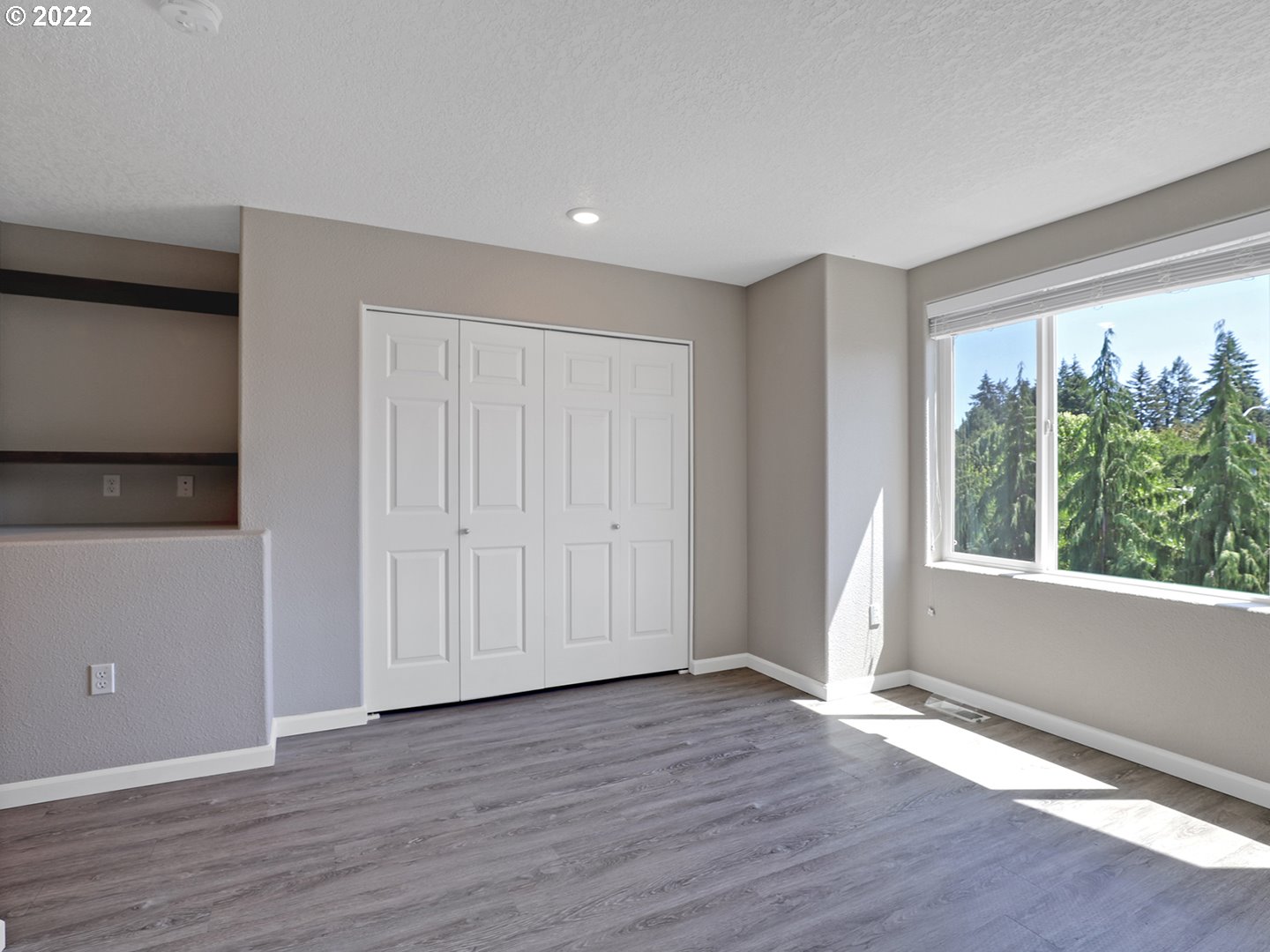 14665 Southwest Beard Road, Unit 102 Beaverton, OR 97007 - Photo 9 of 15 Gallery Image 9