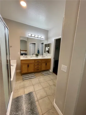 $3,100 | 31590 Silex Court, Winchester, CA 92596
