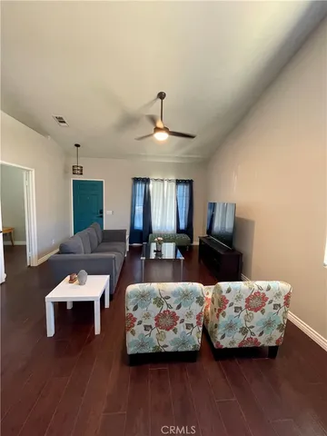 $3,100 | 31590 Silex Court, Winchester, CA 92596