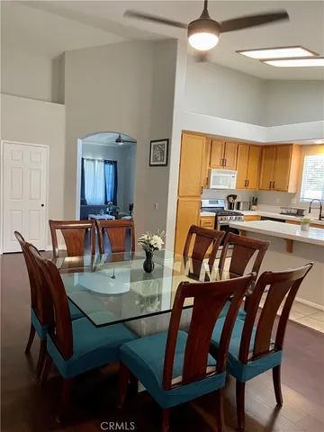 $3,100 | 31590 Silex Court, Winchester, CA 92596