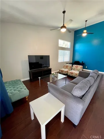 $3,100 | 31590 Silex Court, Winchester, CA 92596