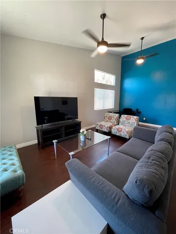 $3,100 | 31590 Silex Court, Winchester, CA 92596