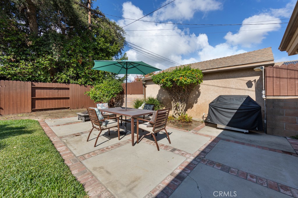 4425 Walnut Avenue Long Beach, CA 90807 - Photo 48 of 50 a view of a backyard with furniture and a patio