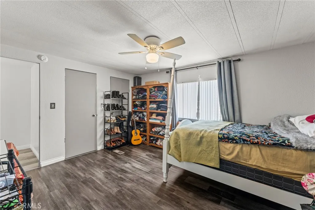 1155 South Riverside Avenue, Unit 136 Rialto, CA 92376 - Photo 22 of 33