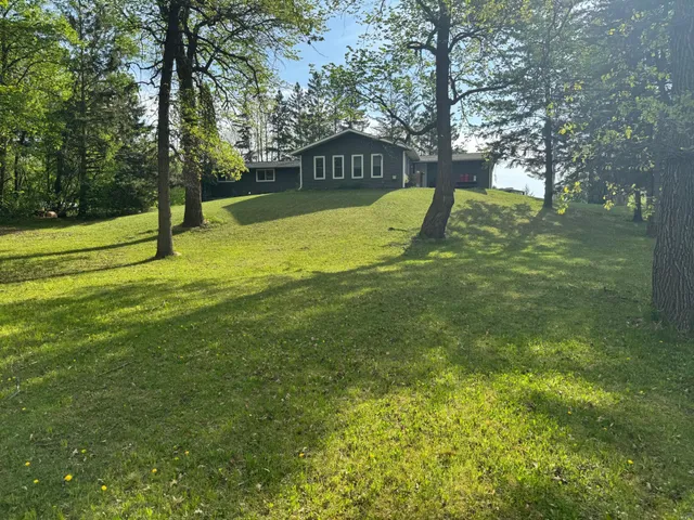 $265,000 | 29829 400th Avenue, Roseau, MN 56751