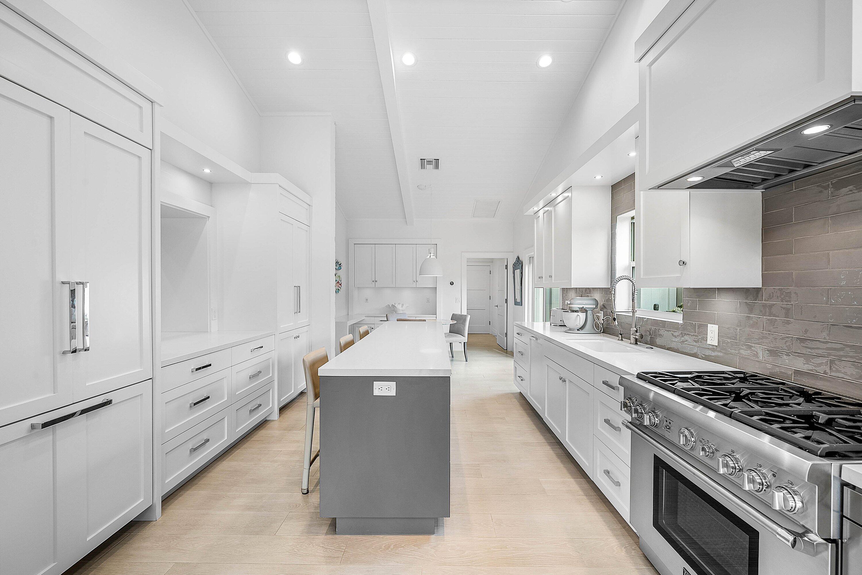4199 Bocaire Boulevard Boca Raton, FL 33487 - Photo 12 of 82 Chef's kitchen