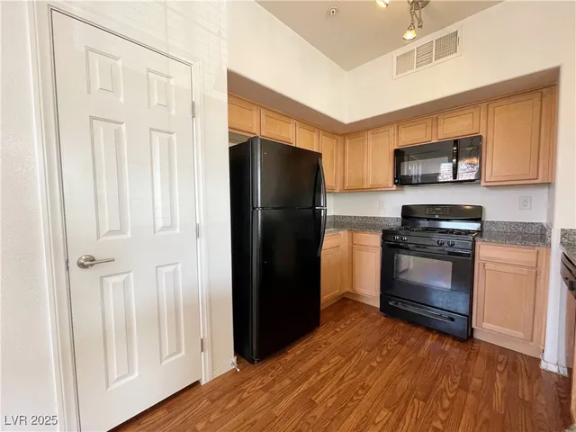 $1,650 | 50 Aura De Blanco Street, Unit 14101, Henderson, NV 89074