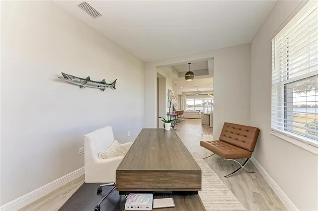 $994,900 | 925 Crosswind Avenue, Sarasota, FL 34240