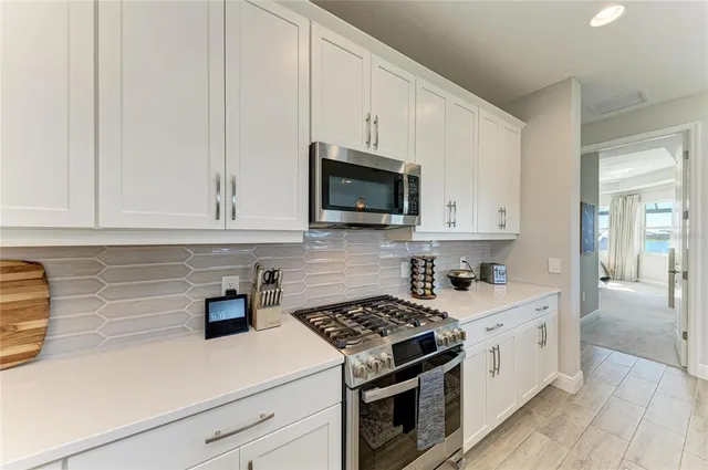 $994,900 | 925 Crosswind Avenue, Sarasota, FL 34240