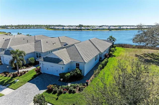 $994,900 | 925 Crosswind Avenue, Sarasota, FL 34240