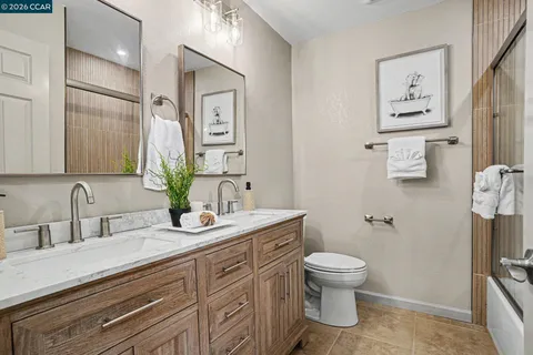 $1,149,000 | 210 Carob Lane, Alameda, CA 94502
