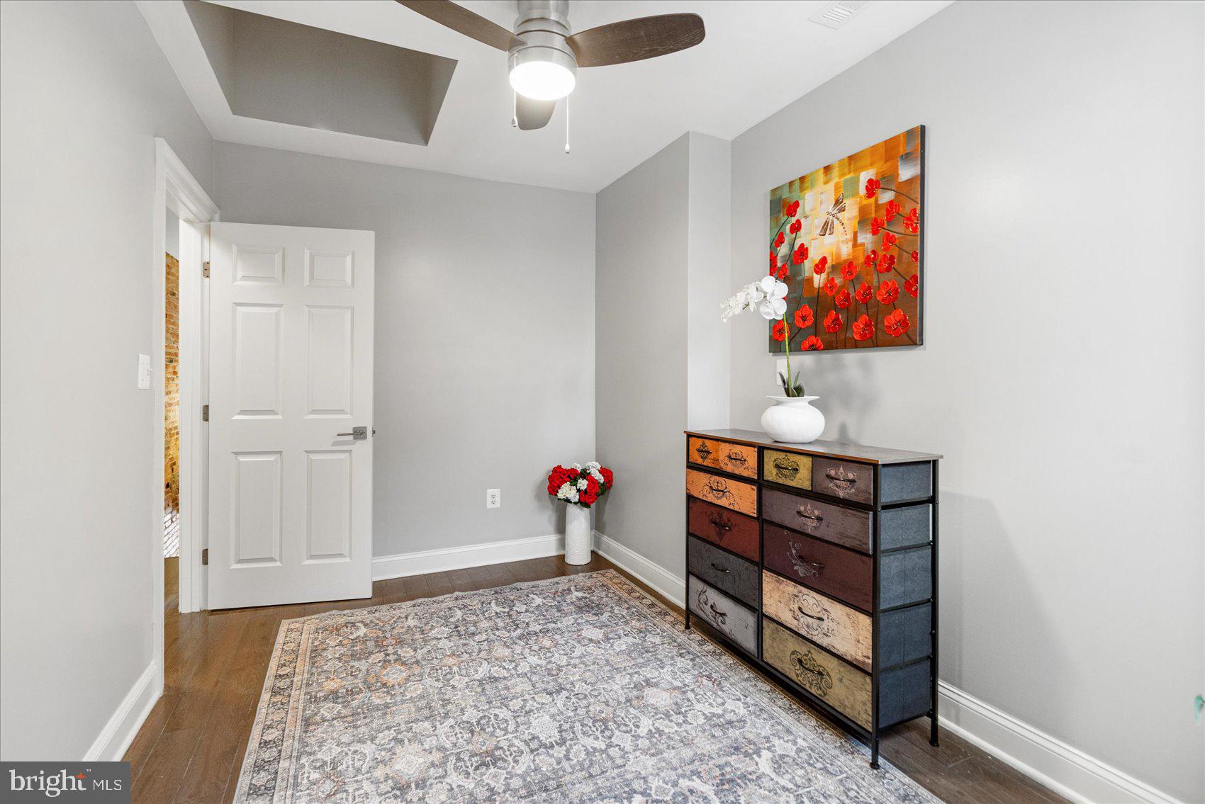 2428 McCulloh Street Baltimore, MD 21217 - Photo 24 of 42 an entryway with wooden floor