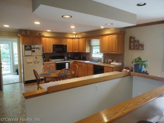 3512 Cribbins Road North Street, MI 48049 - Photo 6 of 24 Kitchen 2.JPG