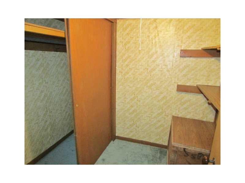 922 Sugar Hollow Road Apollo, PA 15613 - Photo 14 of 19 Other. 2nd Floor Walk In Closet