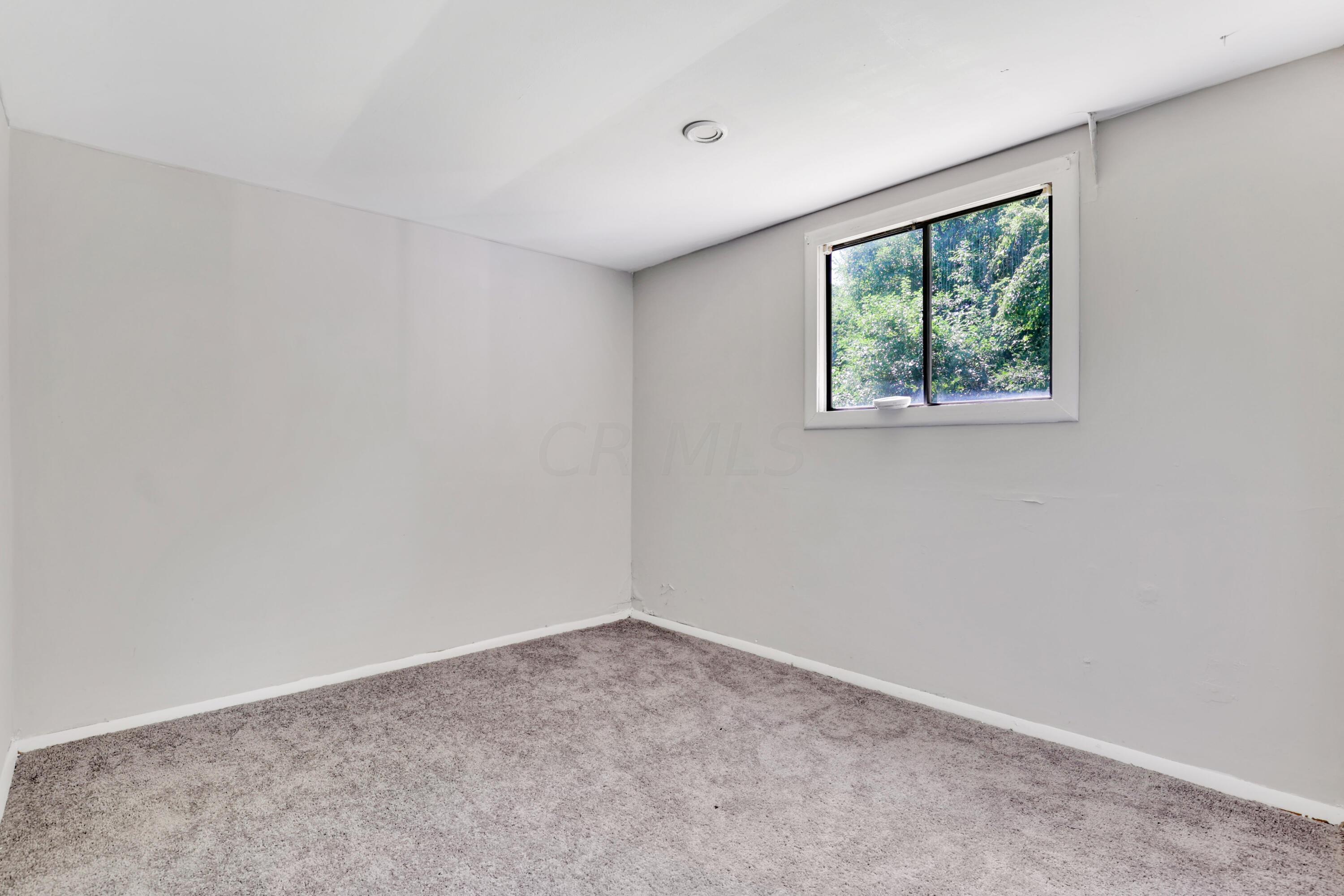 13697 Cleveland Road Southwest Pataskala, OH 43062 - Photo 7 of 23 Gallery Image 7