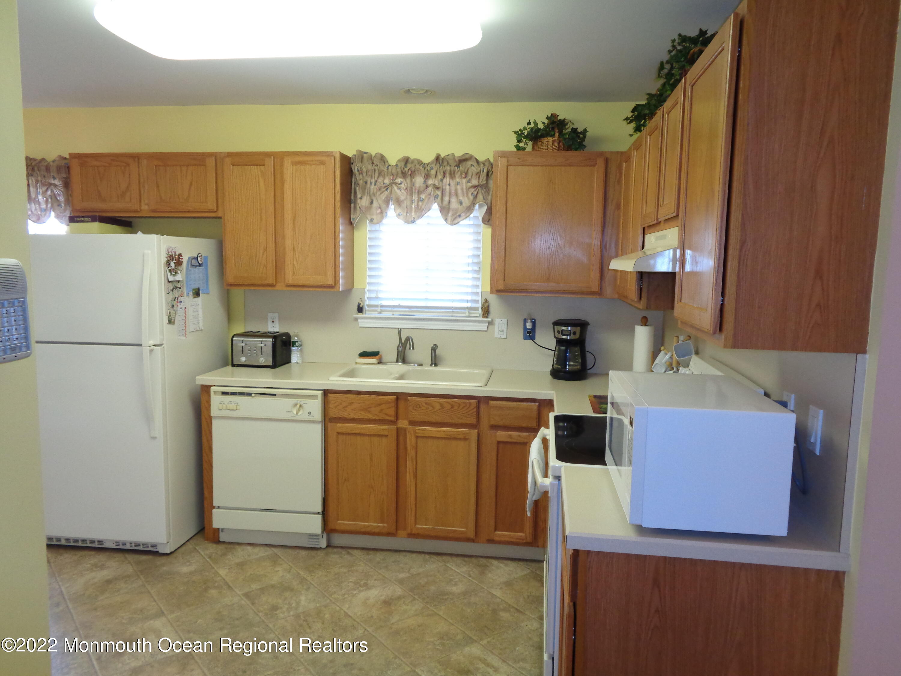 1 Clear Lake Road Whiting, NJ 08759 - Photo 5 of 20 1 Clear Lake 012