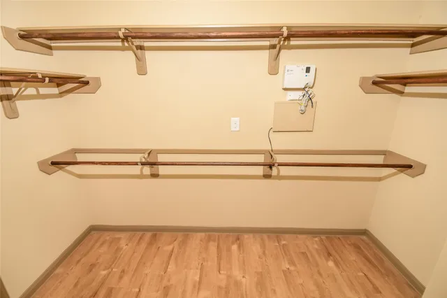 $1,915 | 2447 Gibbs Bend Court, Houston, TX 77073