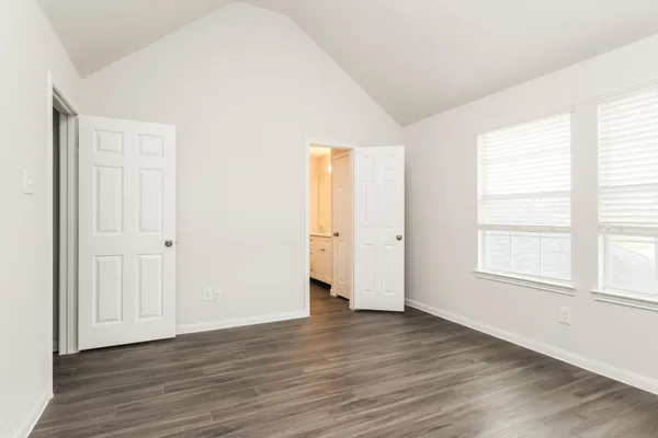 $1,915 | 2447 Gibbs Bend Court, Houston, TX 77073