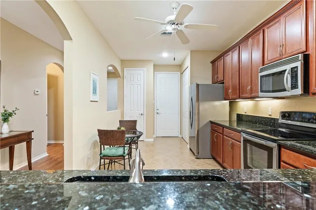 $280,000 | 6405 Oxford Circle, Unit 102B, Vero Beach, FL 32966