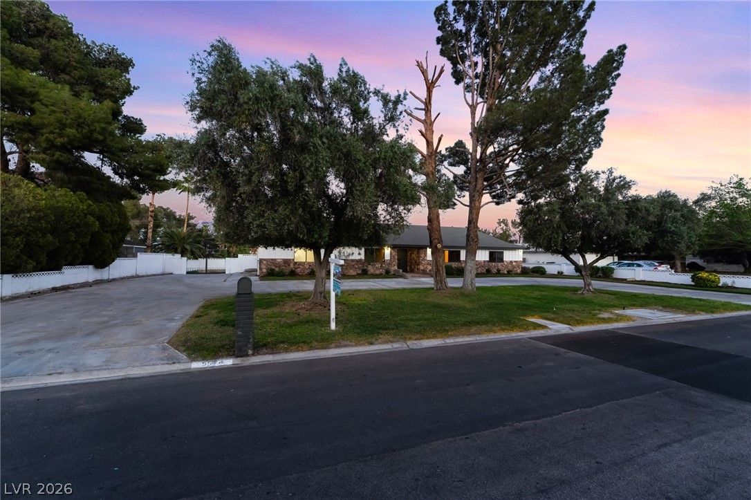 5574 South Mojave Road Las Vegas, NV 89120 - Photo 52 of 73