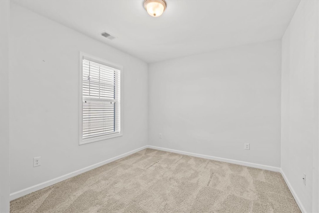 118 Adger Road Pendleton, SC 29670 - Photo 15 of 31 This spacious room offers comfort and versatility for your living needs.