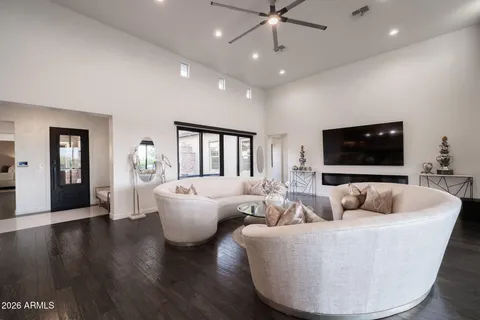 $2,400,000 | 24400 North 72nd Way, Scottsdale, AZ 85255