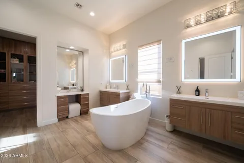 $2,400,000 | 24400 North 72nd Way, Scottsdale, AZ 85255