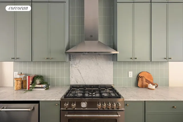 $2,595,000 | 340 Lincoln Road | Prospect Lefferts Gardens