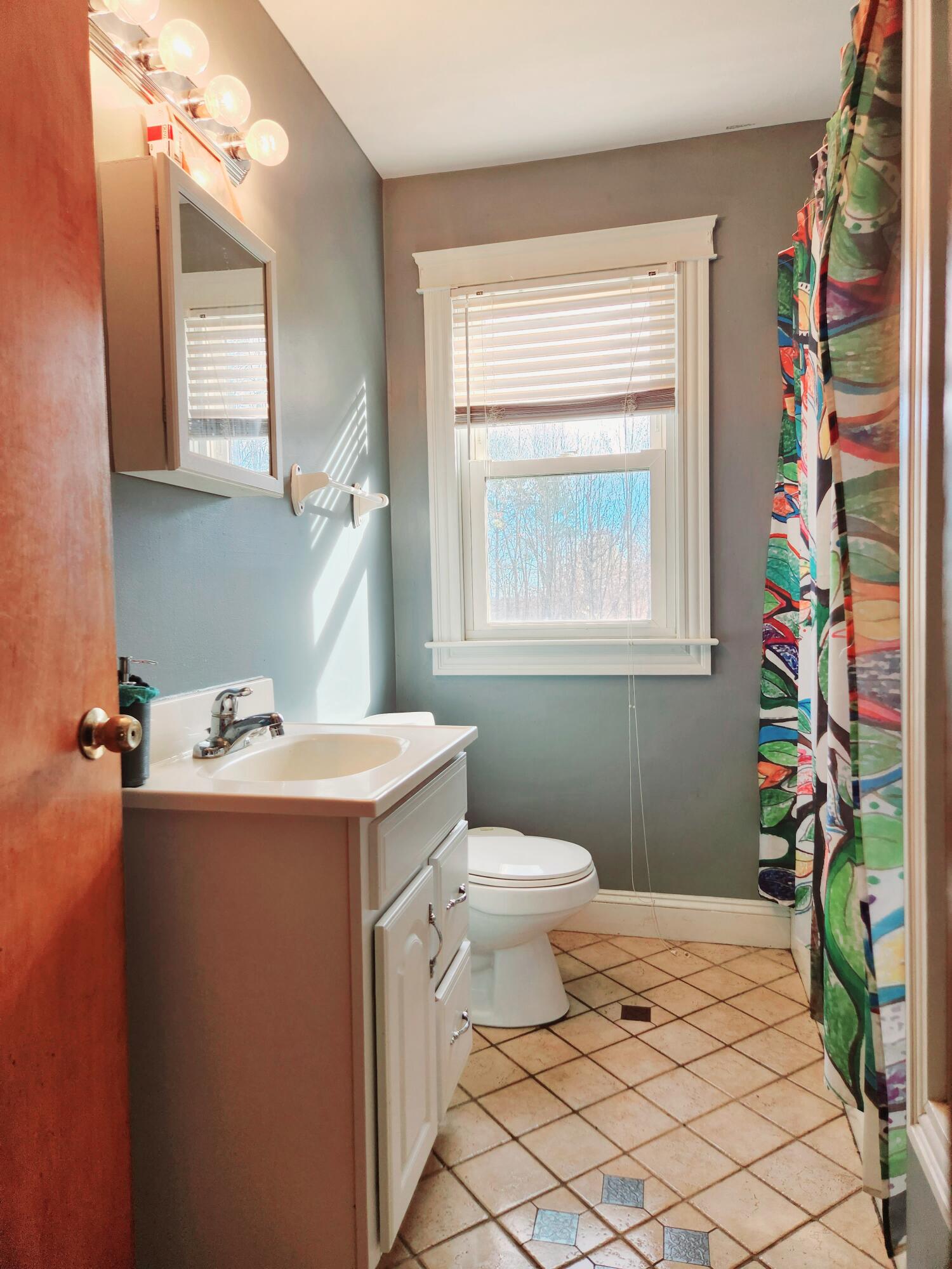 68 Mountain View Road Gray, ME 04039 - Photo 24 of 40 20221102_110515