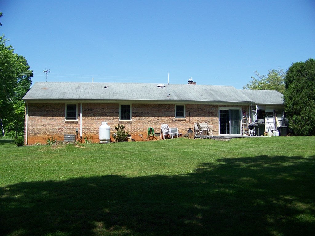 1822 Purdum Mill Road Appomattox, VA 24522 - Photo 24 of 31 Gallery Image 24