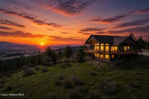 $1,225,500 | 10653 North Payment Peak Road, Post Falls, ID 83854