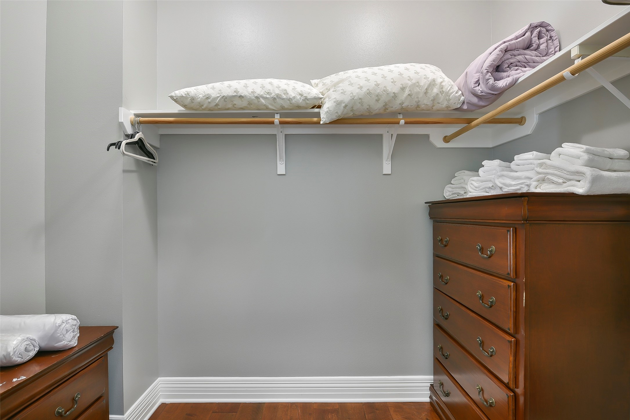 801 East Beach Drive, Unit TW2704 Galveston, TX 77550 - Photo 36 of 48 A Large walk-in closet is found in the primary bedroom