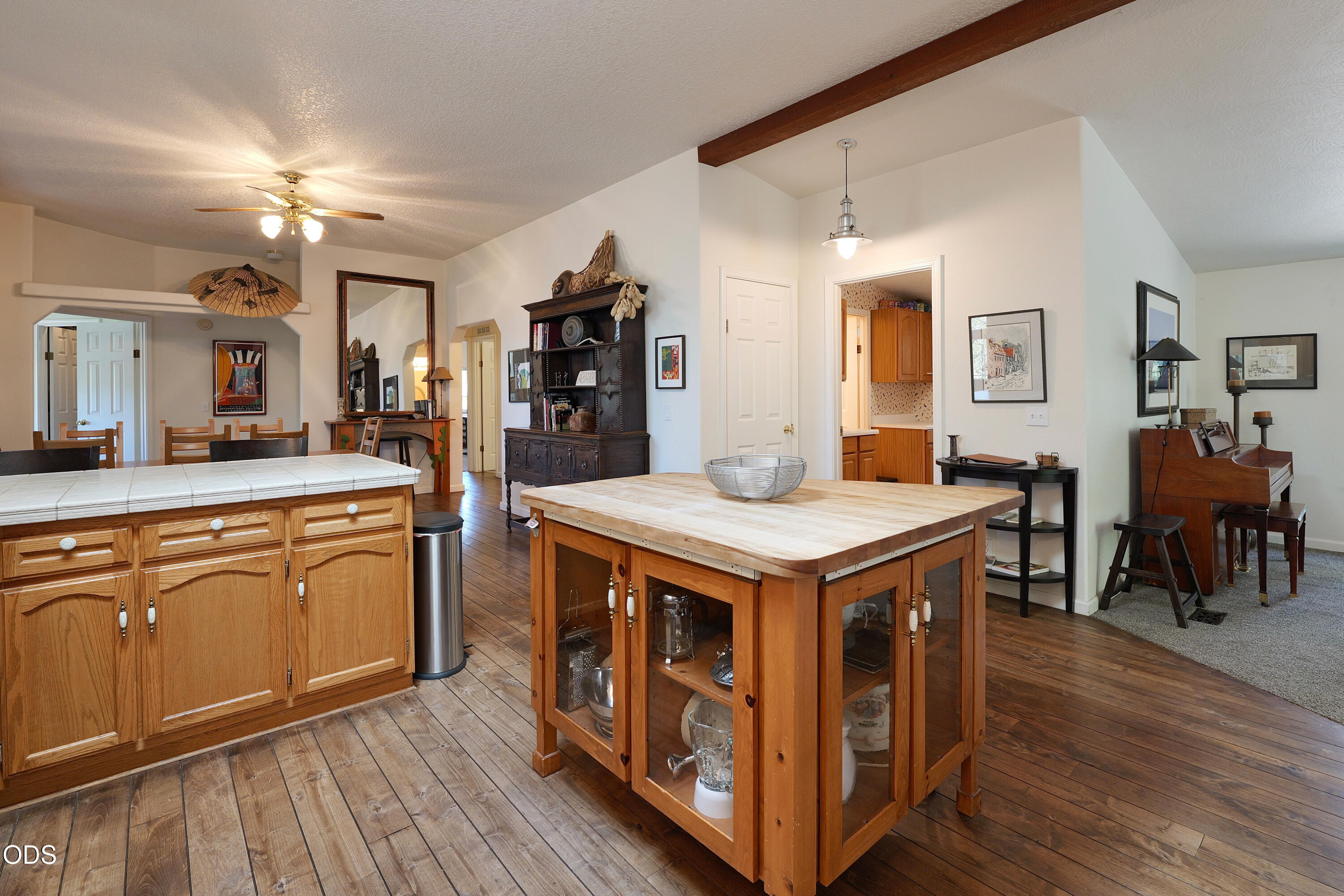 2579 Old Ferry Road Shady Cove, OR 97539 - Photo 14 of 54 Gallery Image 14