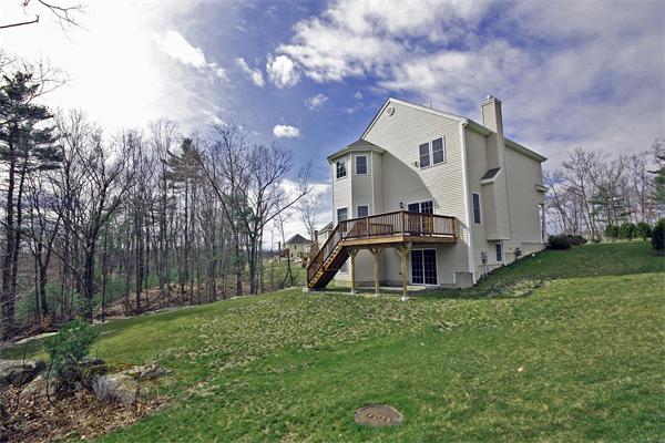 14 West Ledge Road Clinton, MA 01510 - Photo 5 of 15 Gallery Image 5