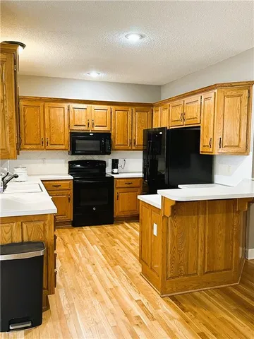 $485,000 | 5002 Woodsonia Drive, Shawnee, KS 66226