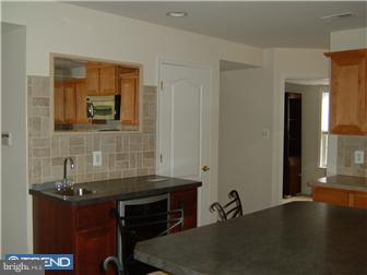 24 Palomar Road Sewell, NJ 08080 - Photo 6 of 12 Kitchen