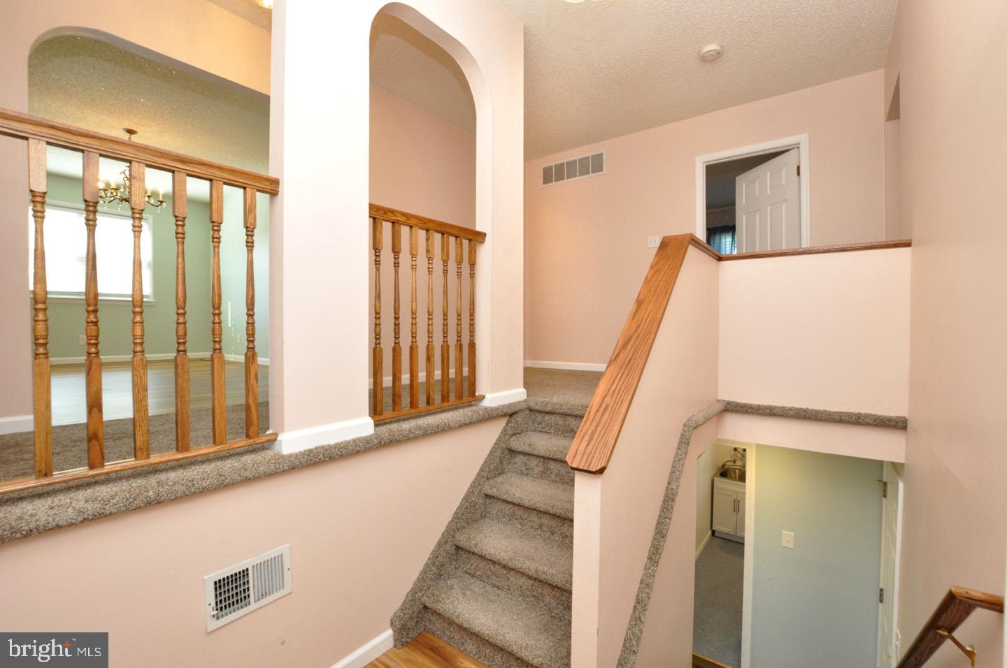 192 Canterbury Road Mount Laurel, NJ 08054 - Photo 2 of 31