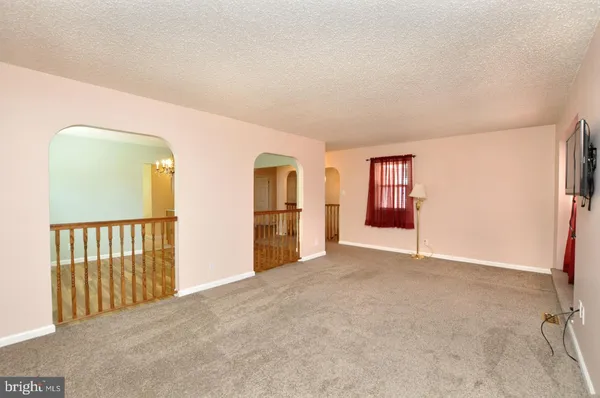 $600,000 | 192 Canterbury Road, Mount Laurel, NJ 08054