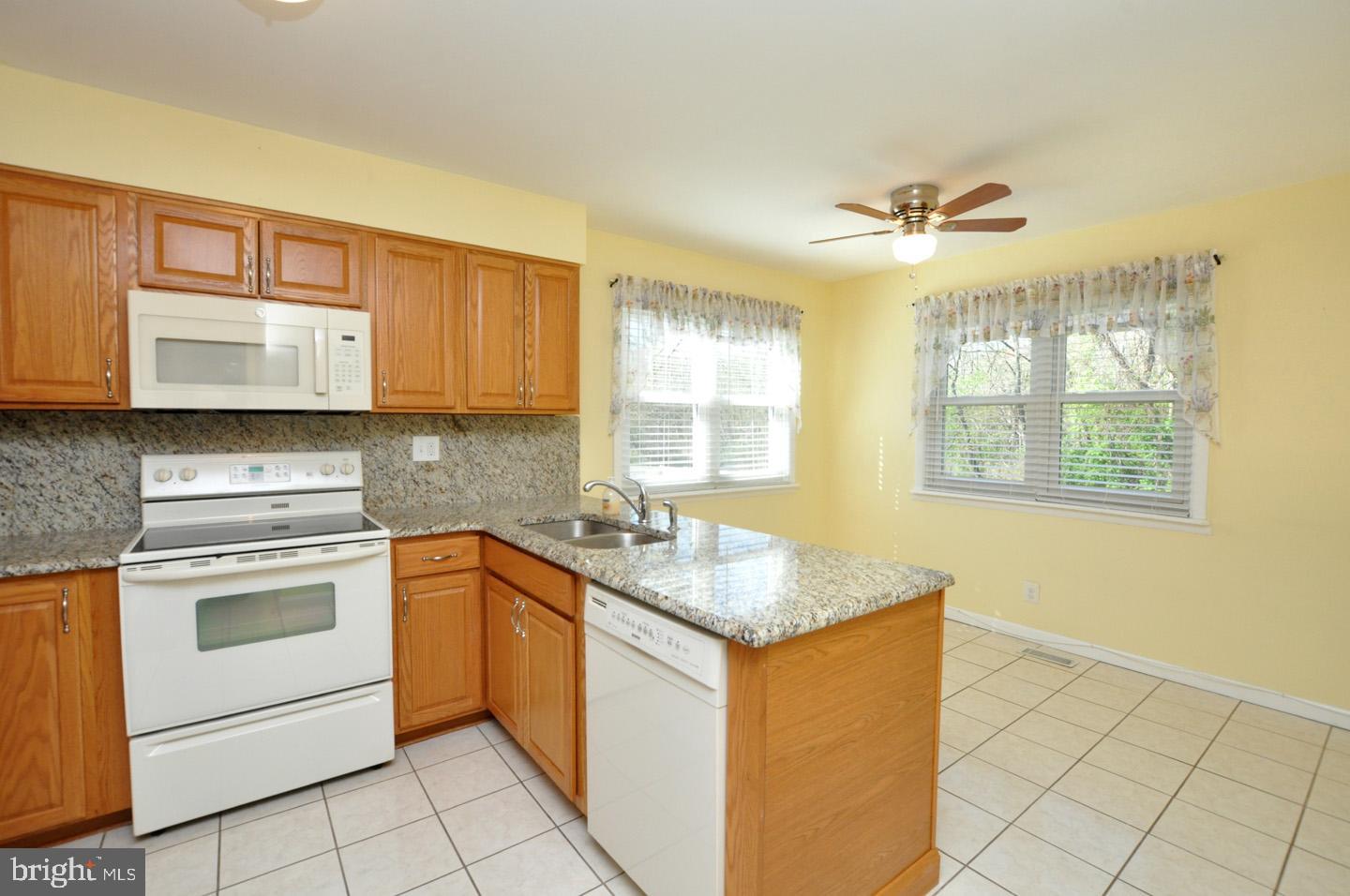 192 Canterbury Road Mount Laurel, NJ 08054 - Photo 8 of 31