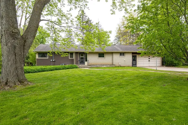 $314,900 | 5419 Long Court, Appleton, WI 54914