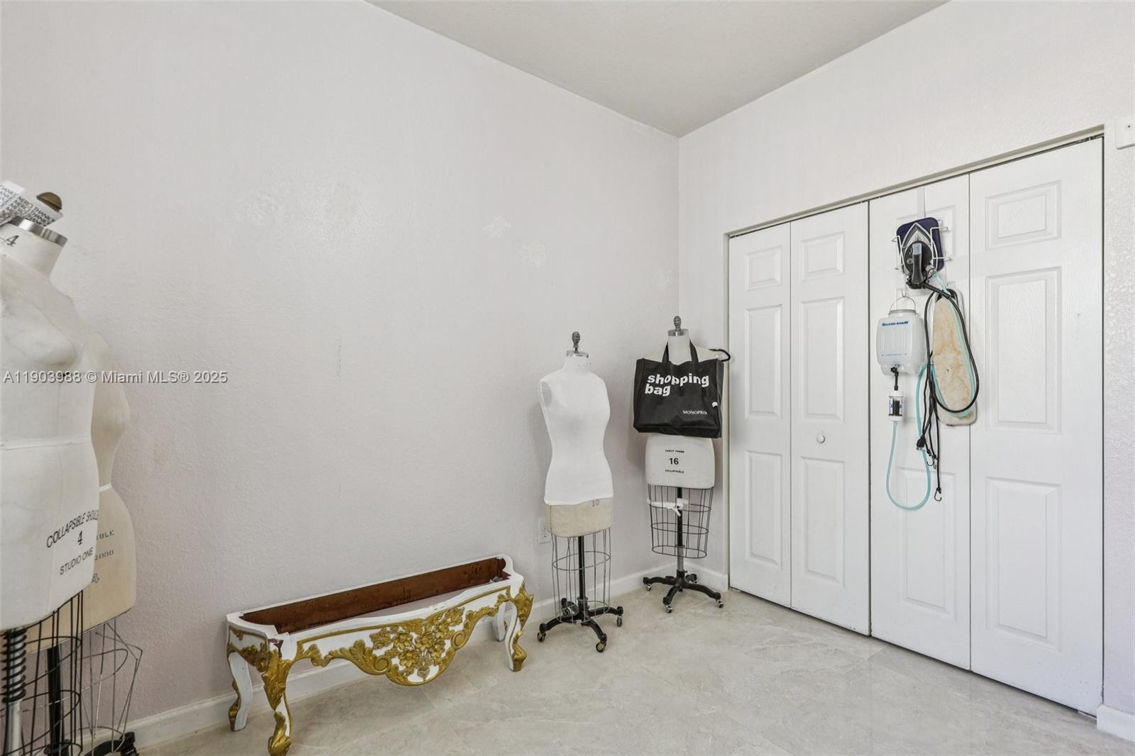 22777 Southwest 93rd Court Cutler Bay, FL 33190 - Photo 22 of 54