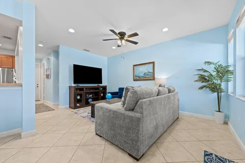 $319,000 | 580 Pacific Grove Drive, Unit 3, West Palm Beach, FL 33401