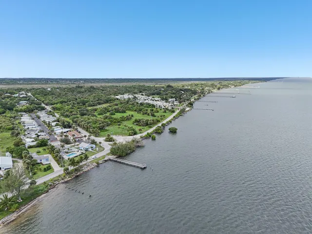 $139,900 | 4756 Northeast Blue Heron Lane, Jensen Beach, FL 34957