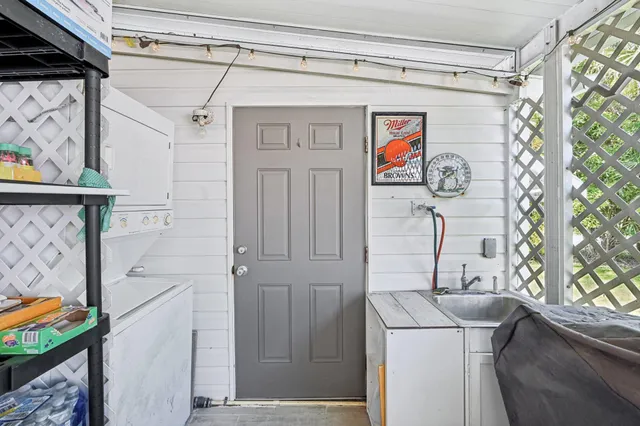 $139,900 | 4756 Northeast Blue Heron Lane, Jensen Beach, FL 34957