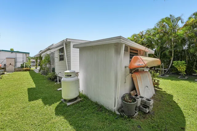 $139,900 | 4756 Northeast Blue Heron Lane, Jensen Beach, FL 34957