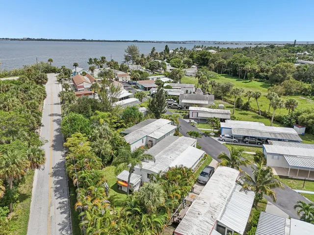$139,900 | 4756 Northeast Blue Heron Lane, Jensen Beach, FL 34957