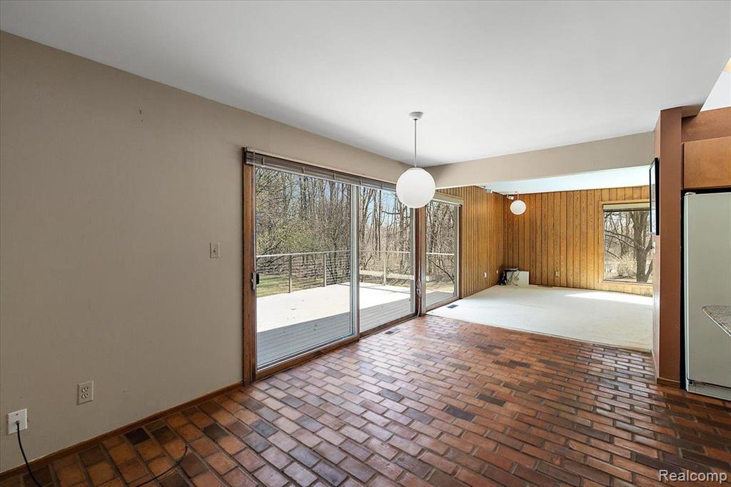 6145 Blue Beech Road Rochester Hills, MI 48306 - Photo 15 of 55