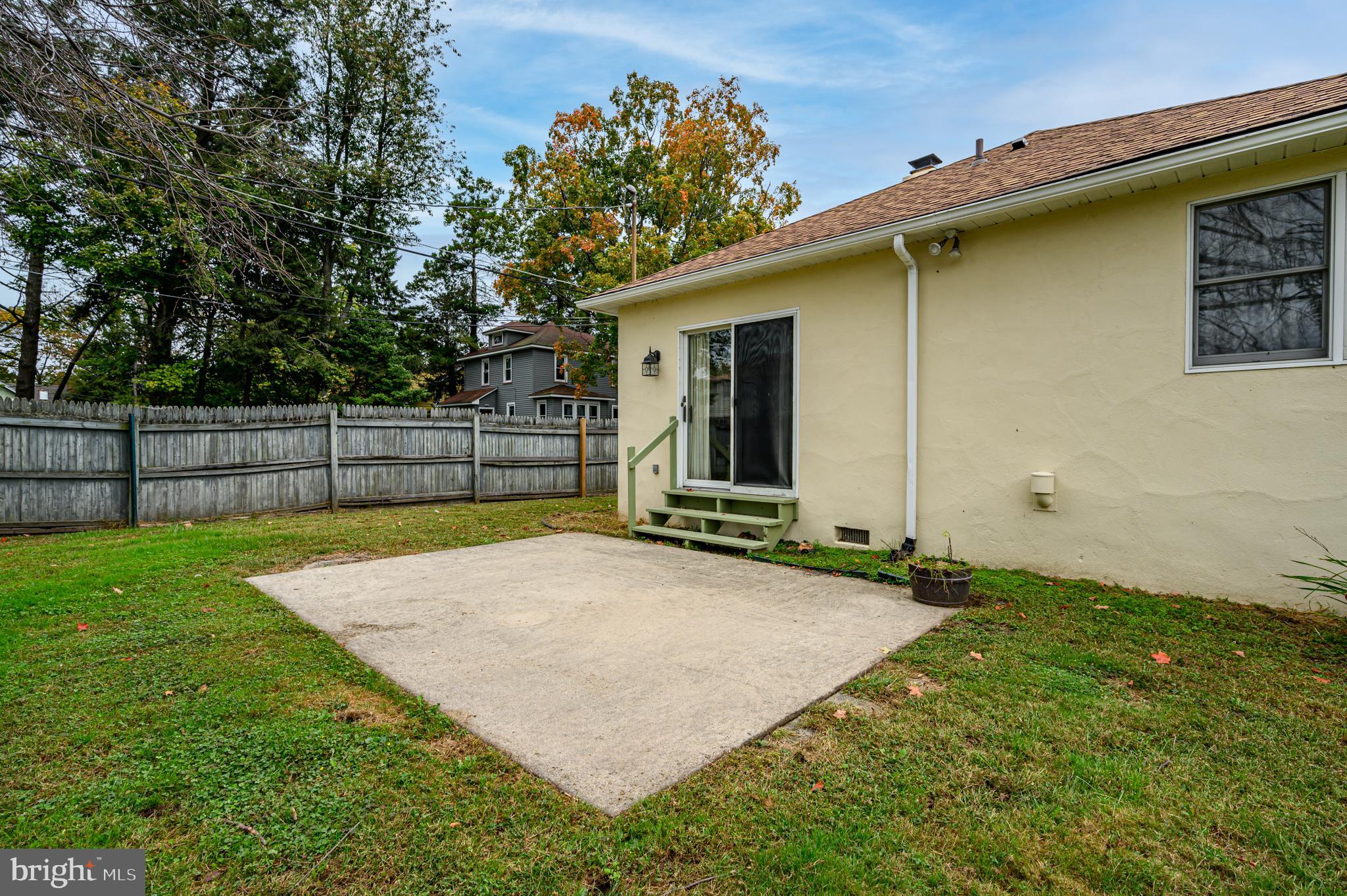 401 Boulevard Florence, NJ 08518 - Photo 43 of 48