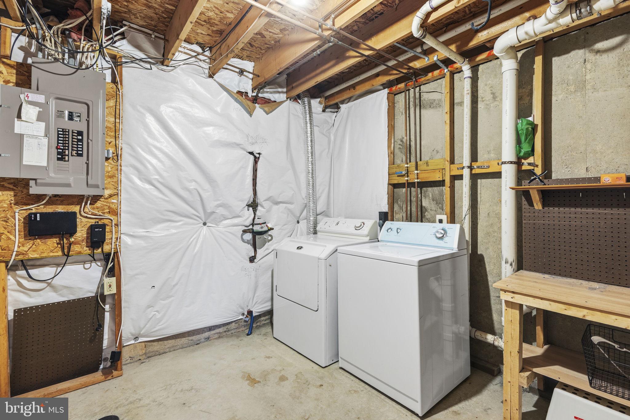 3172 Hidden Ridge Terrace Abingdon, MD 21009 - Photo 27 of 34 a utility room with dryer and washer