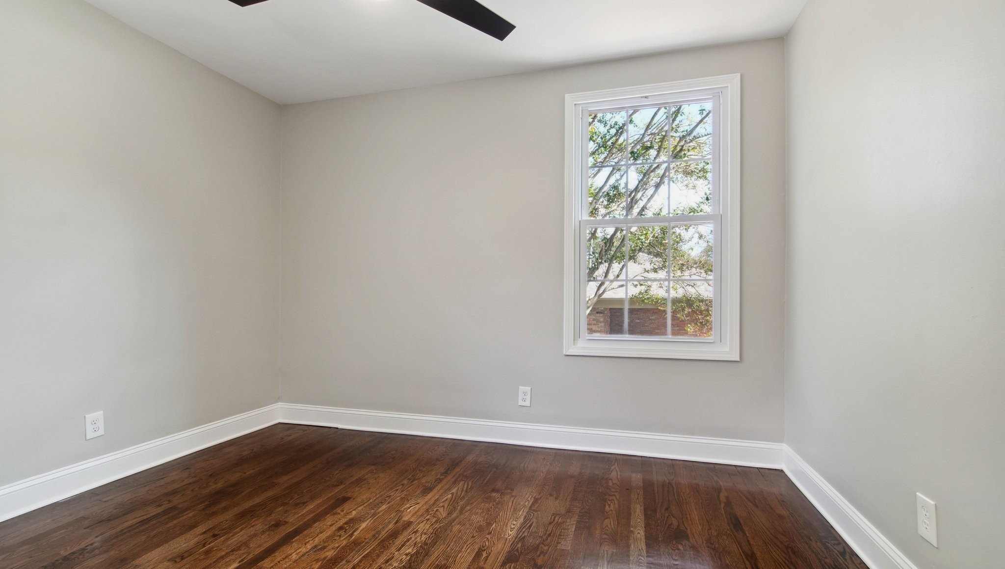 608 Hogan Road Nashville, TN 37220 - Photo 12 of 18 Gallery Image 12